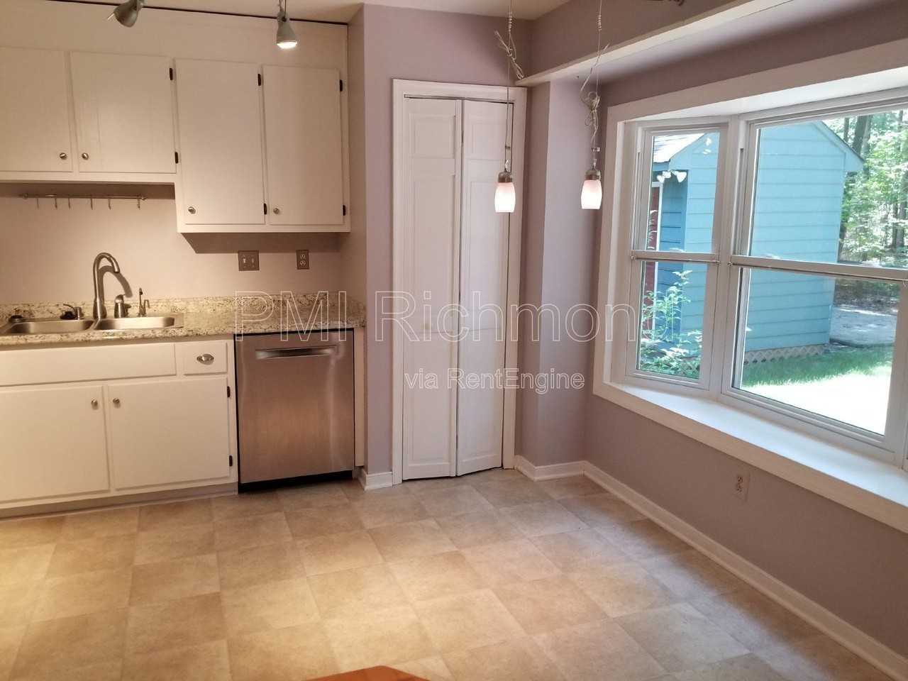 2504 Carriage Creek Ct - Photo 6 of 16