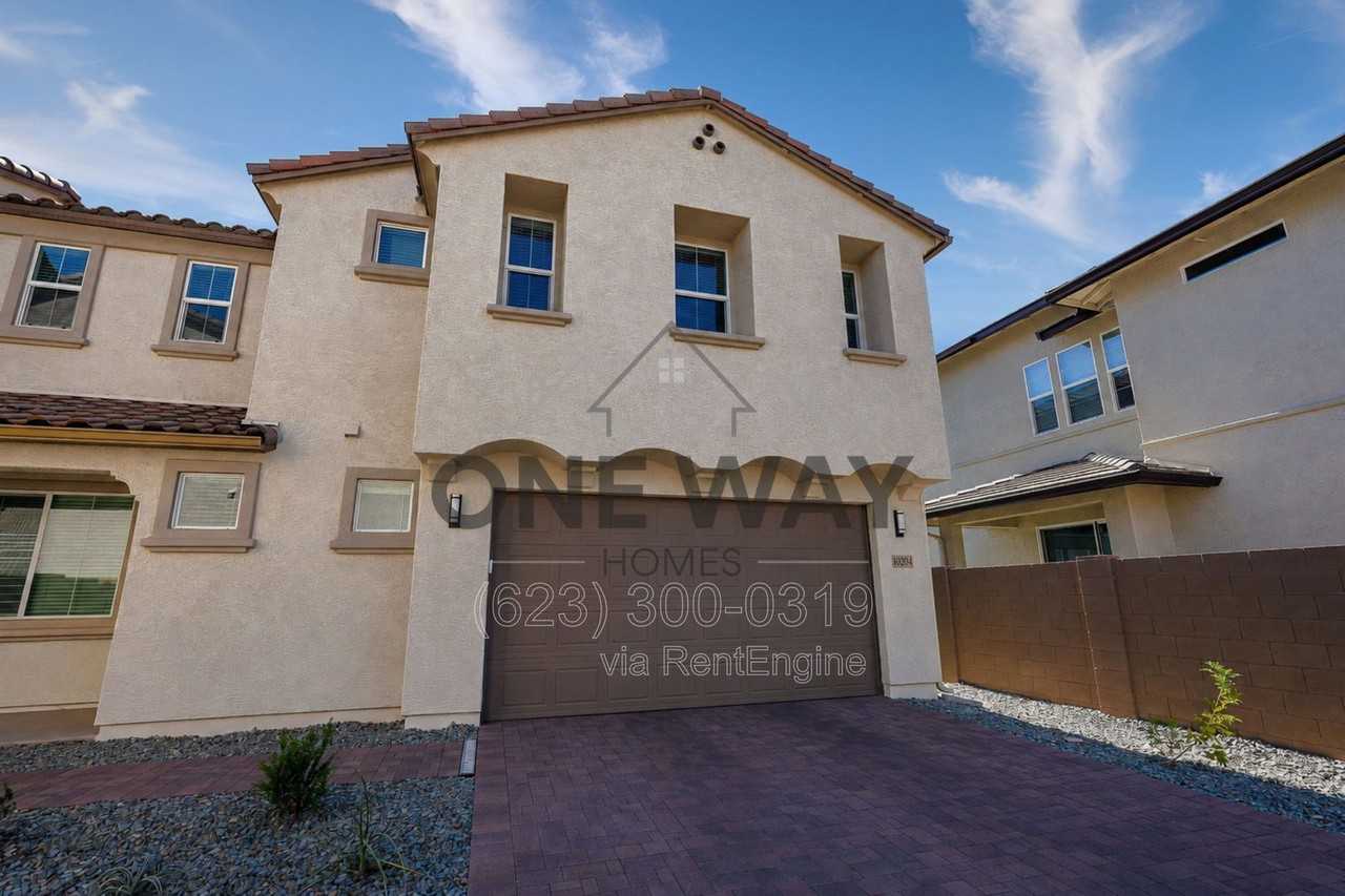 10204 E Ulysses Ave - Photo 2 of 41