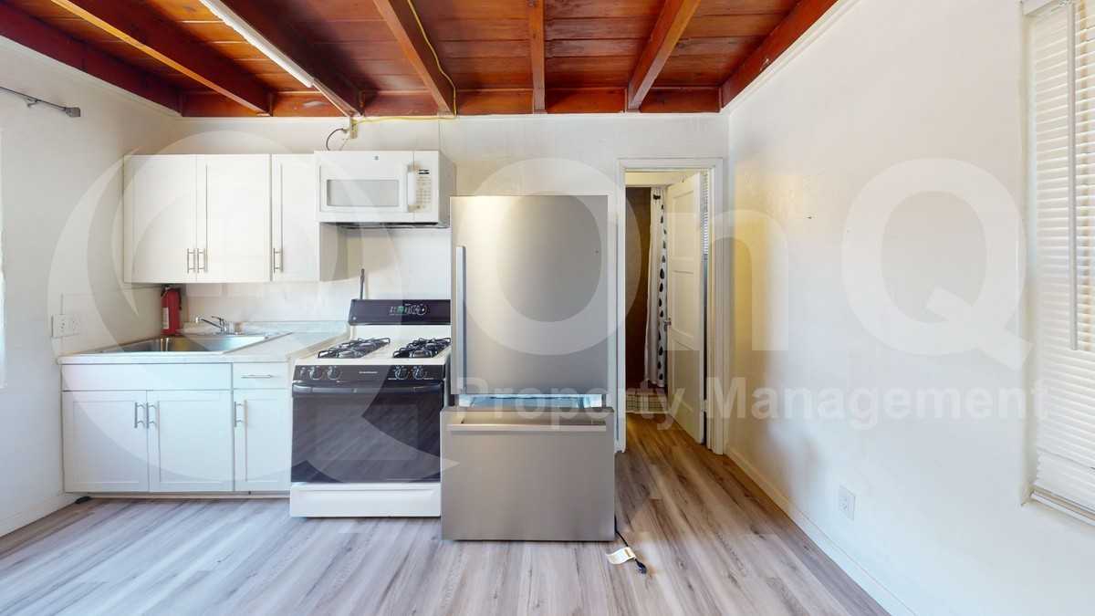 2519 N Estrella Ave #A - Photo 3 of 4