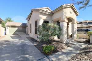 featured image of 21066 E Munoz St