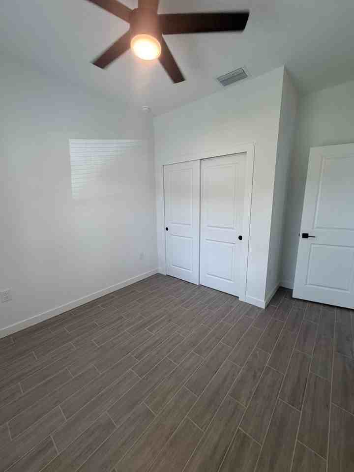 2214 Leda Ave S - Photo 5 of 20