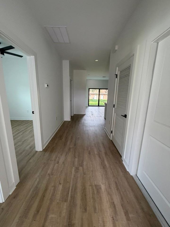 2434 Quentin Ave S - Photo 3 of 38