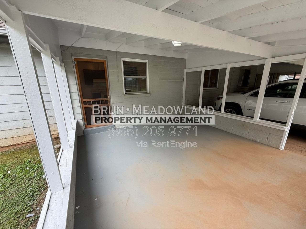 3813 Woodlake Dr - Photo 2 of 24