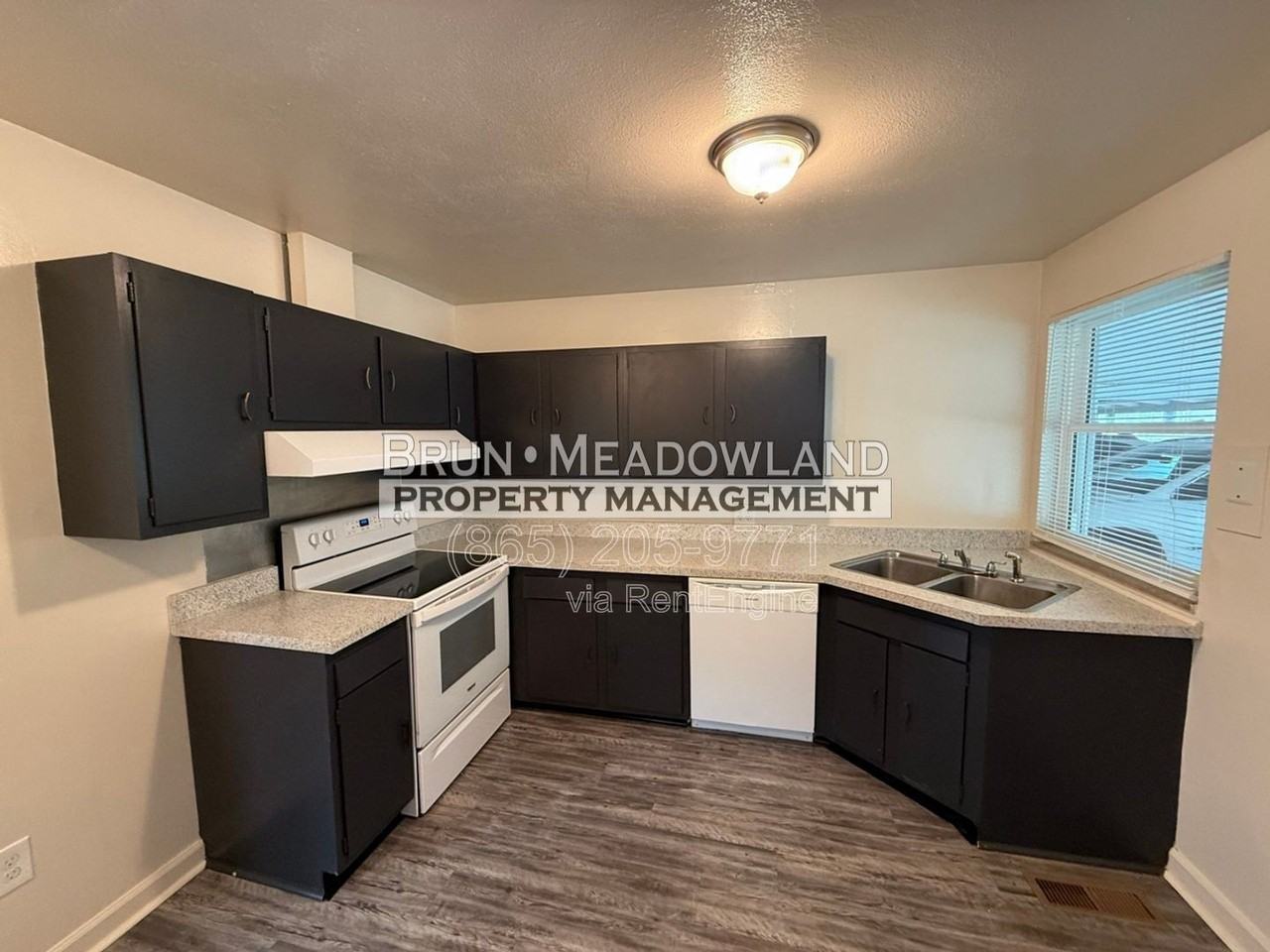 3813 Woodlake Dr - Photo 5 of 24