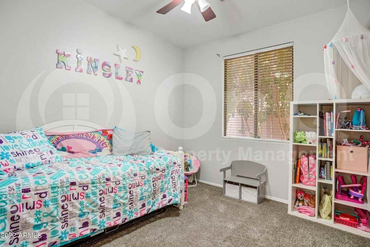 1674 E Aloe Pl - Photo 7 of 16
