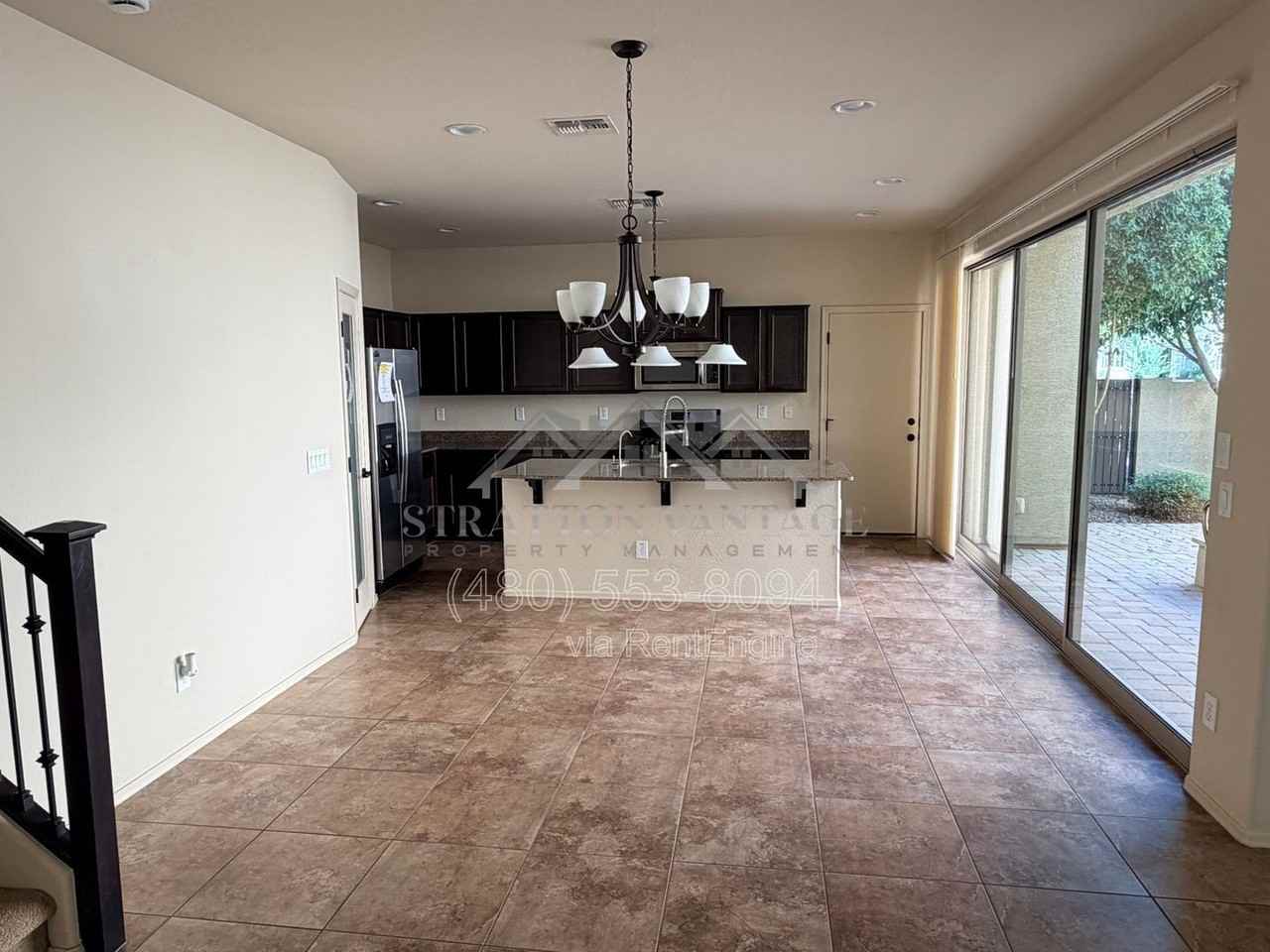 4467 E Remington Dr - Photo 4 of 34