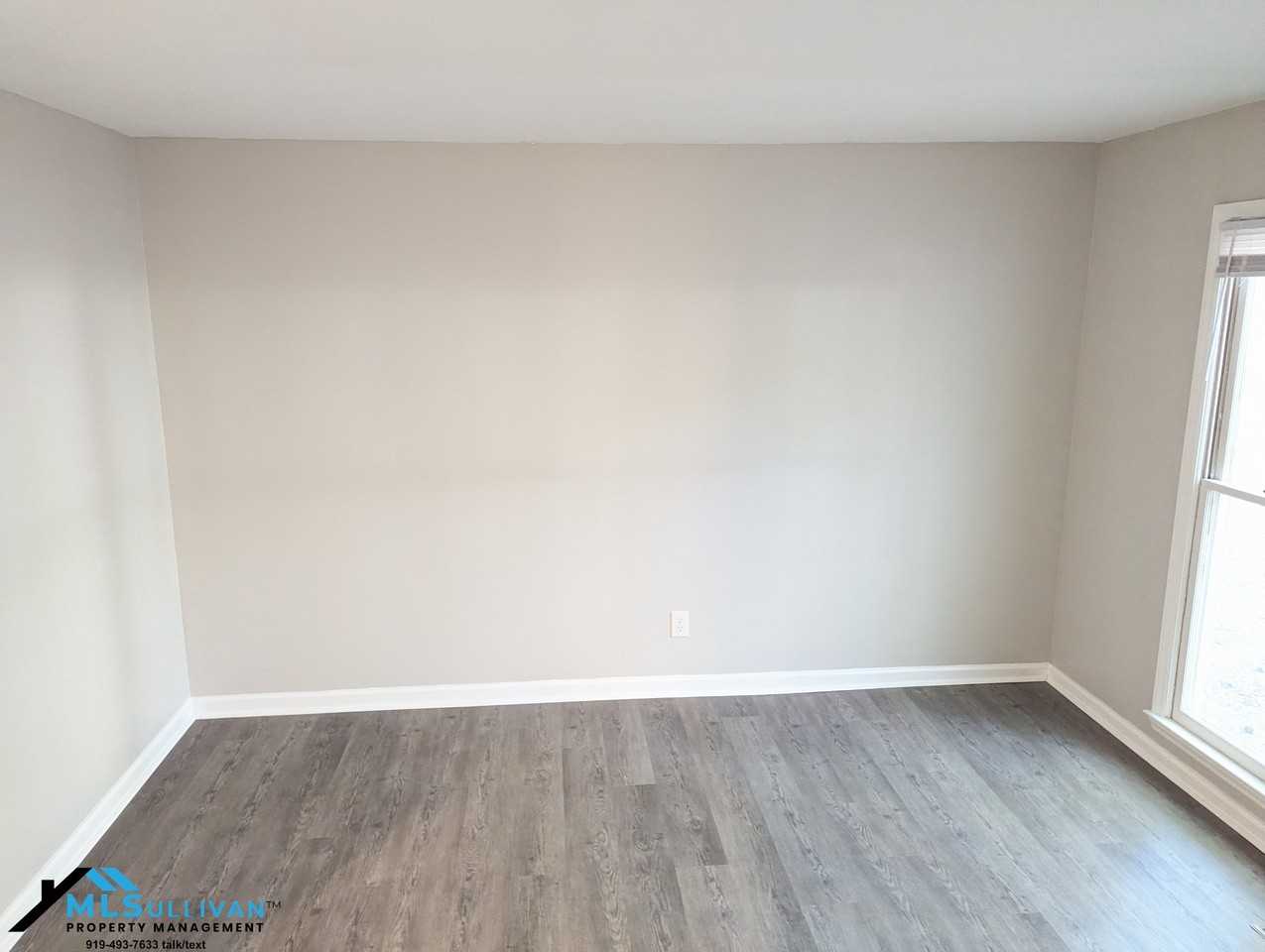 4424 American Dr - Photo 3 of 19