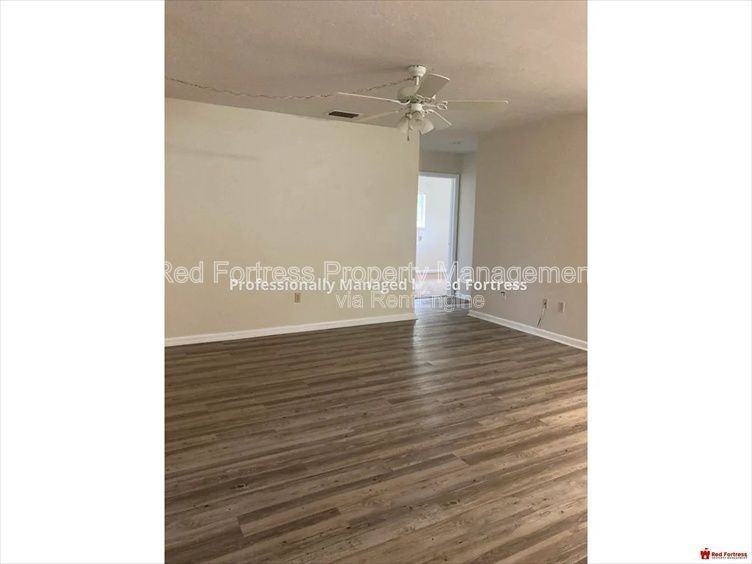 5806 Algiers St - Photo 2 of 3