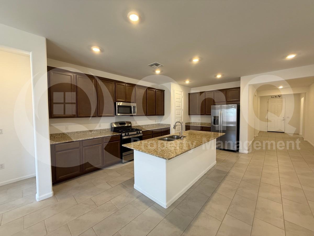 6704 Caminito La Piscina - Photo 2 of 33