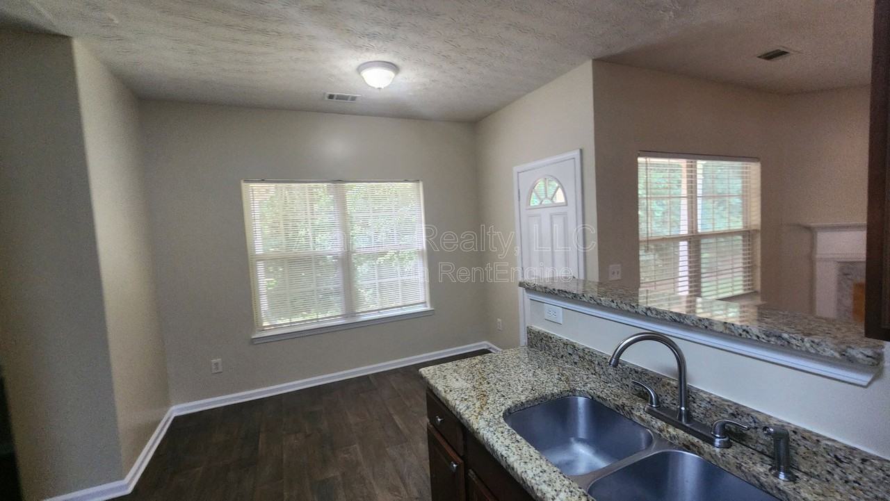 207 Kendrick Estates Dr - Photo 6 of 19