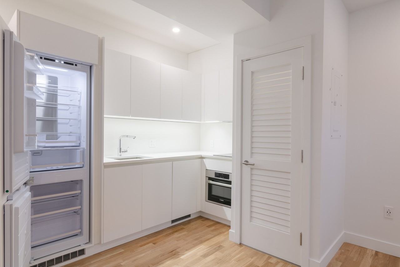 5530 Ch De La Côte-Saint-Luc — photo 2
