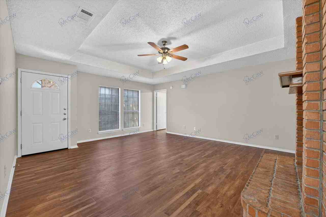 6310 Peggy Dr - Photo 2 of 21