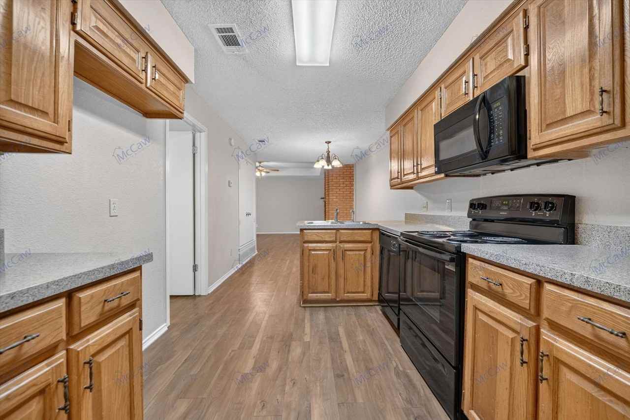 6310 Peggy Dr - Photo 6 of 21