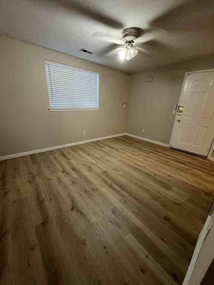 3320 S 1570 E #1B - Photo 5 of 14