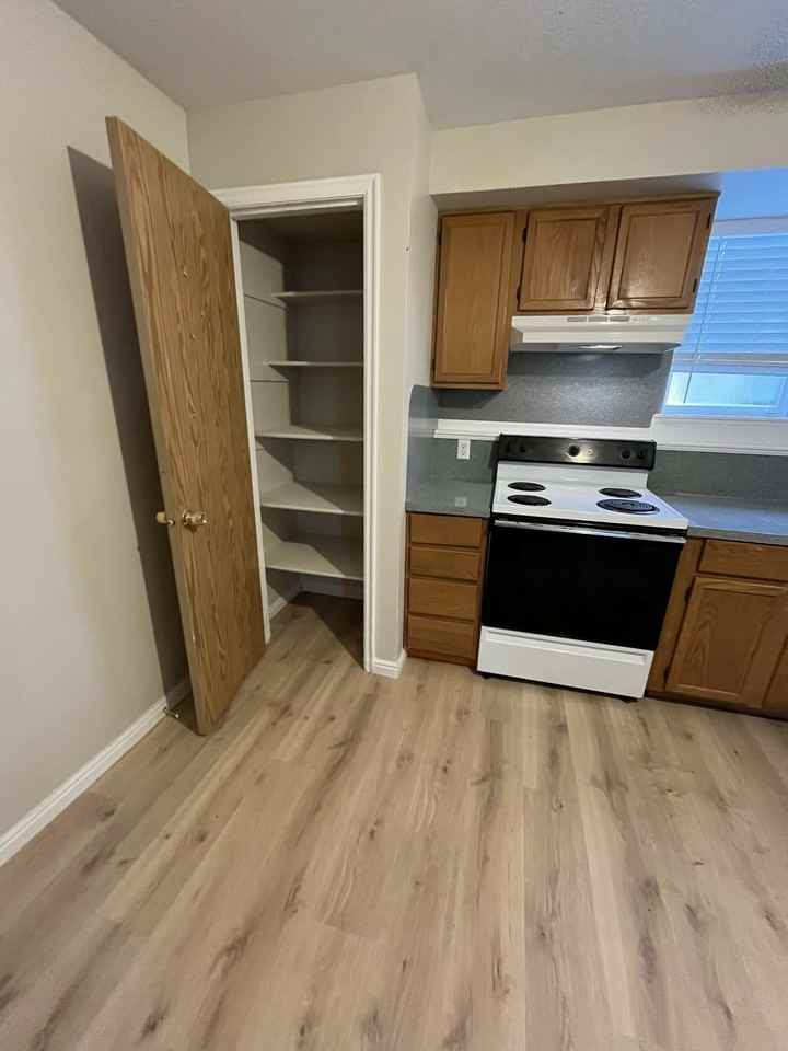 3320 S 1570 E #1B - Photo 6 of 14