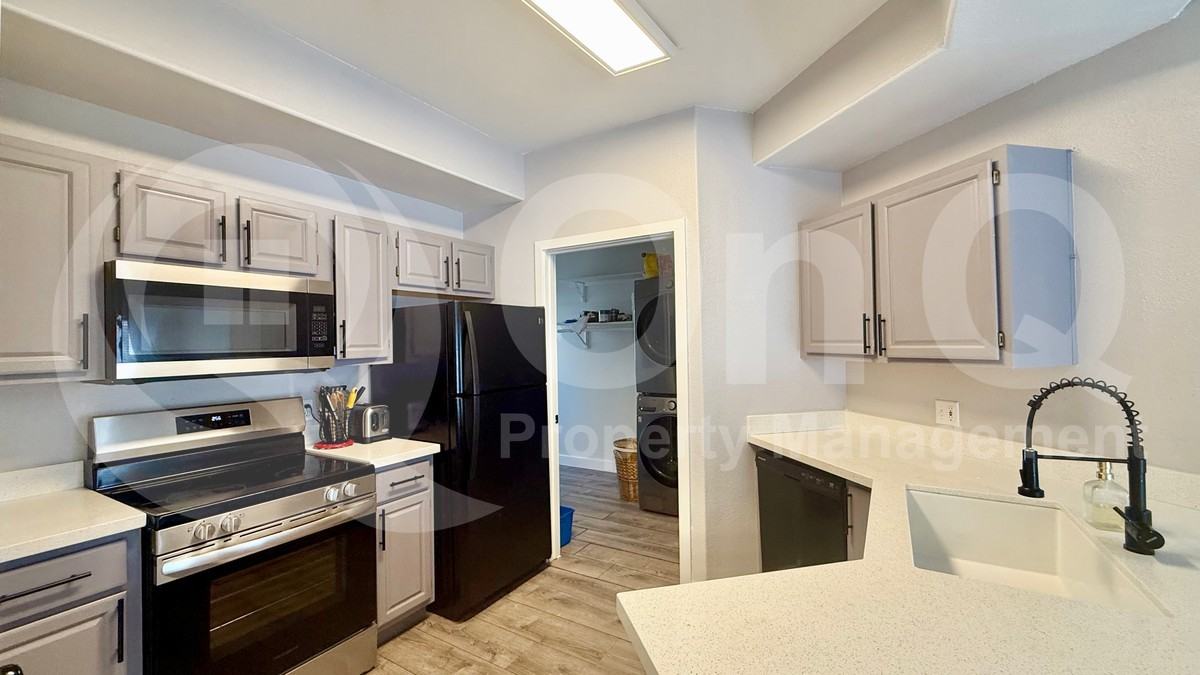 600 W Grove Pkwy #2073 - Photo 4 of 18