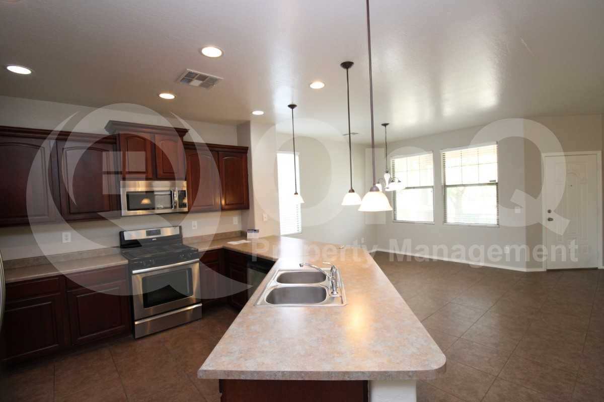 1876 S Sinova Ave - Photo 7 of 34