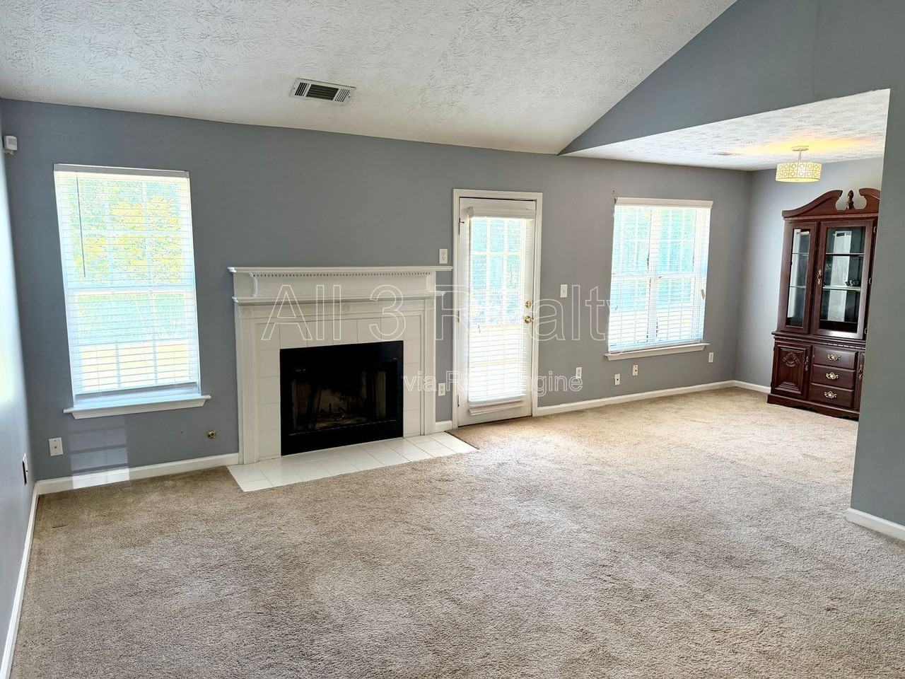11166 Knotty Pine Pl - Photo 4 of 21