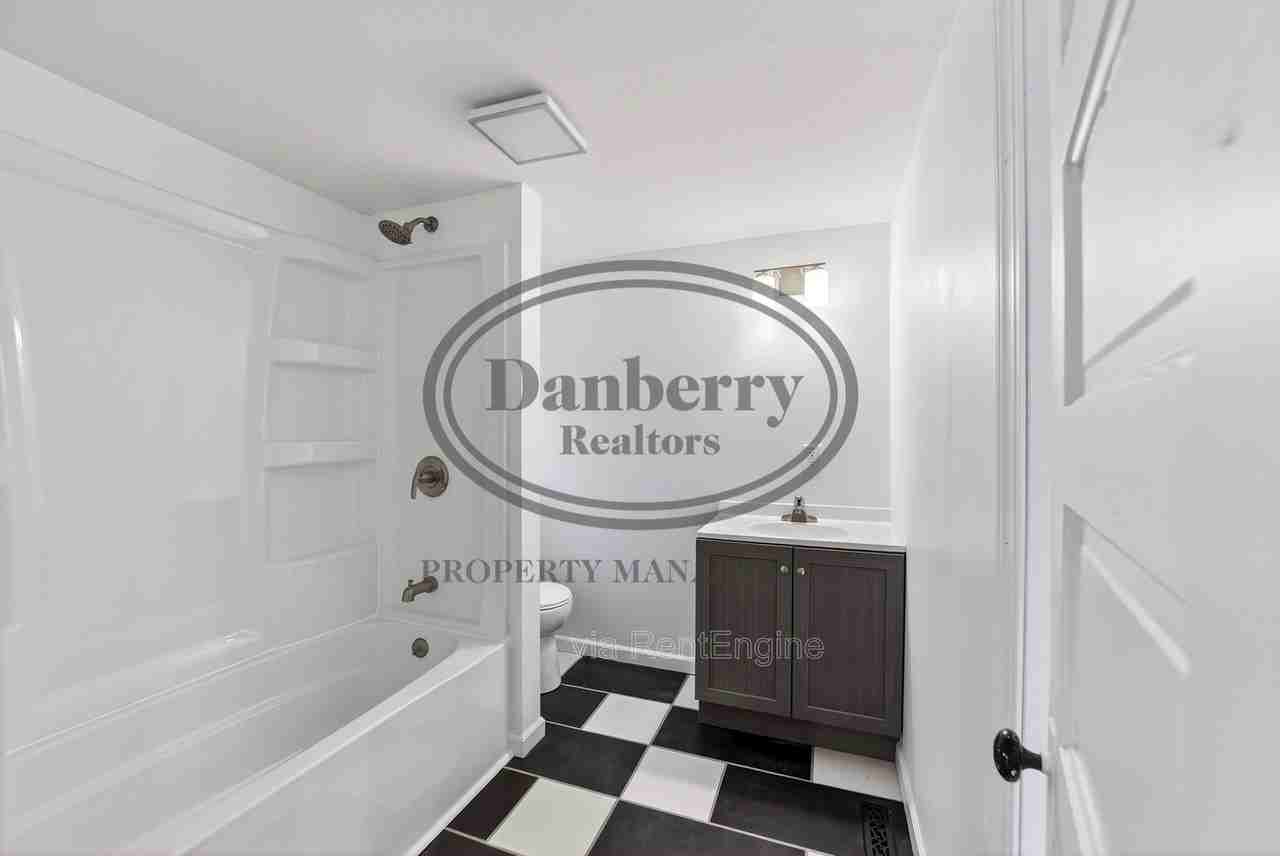 260 E 6th St - Photo 6 of 15