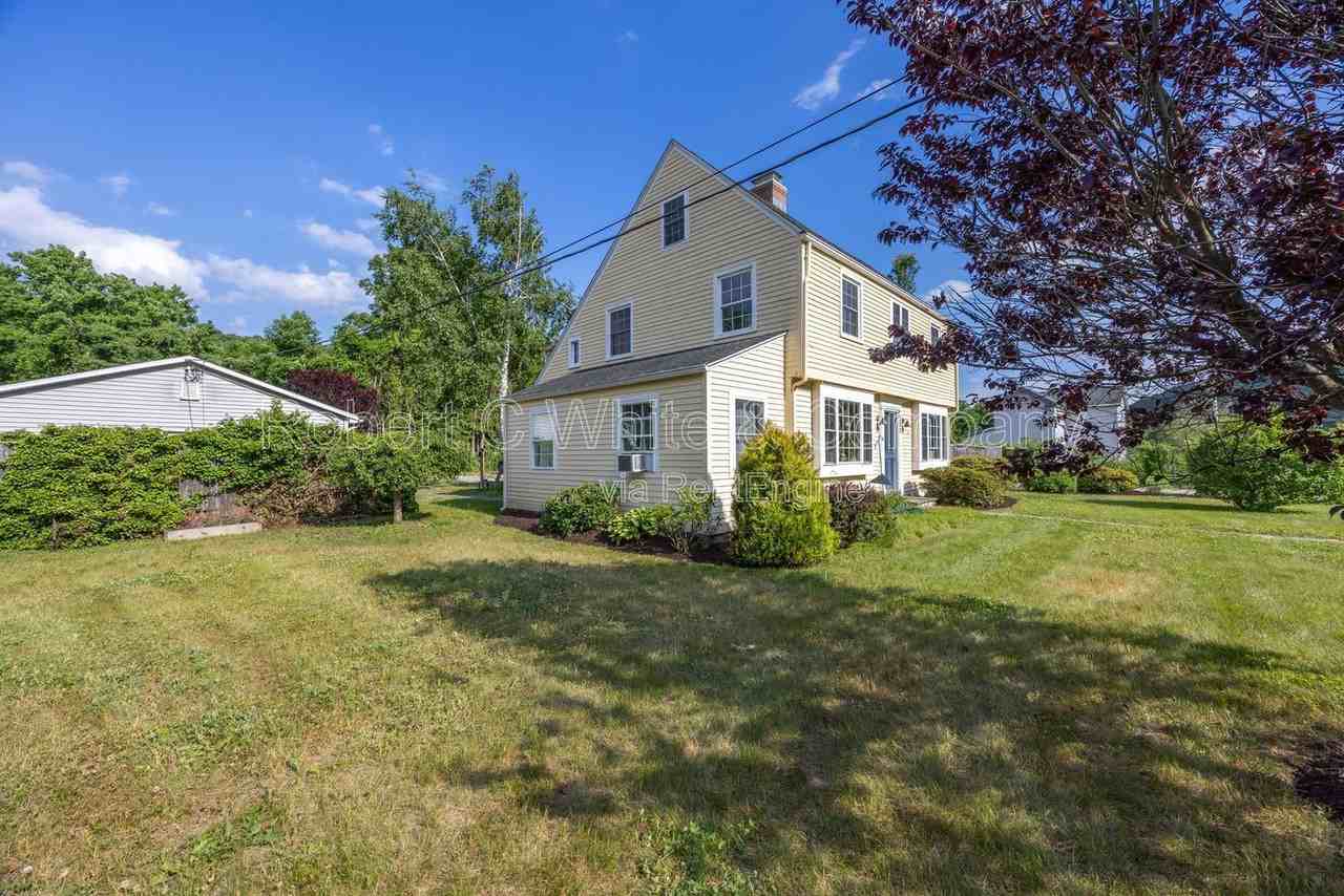 202 Main St #C - Photo 4 of 22