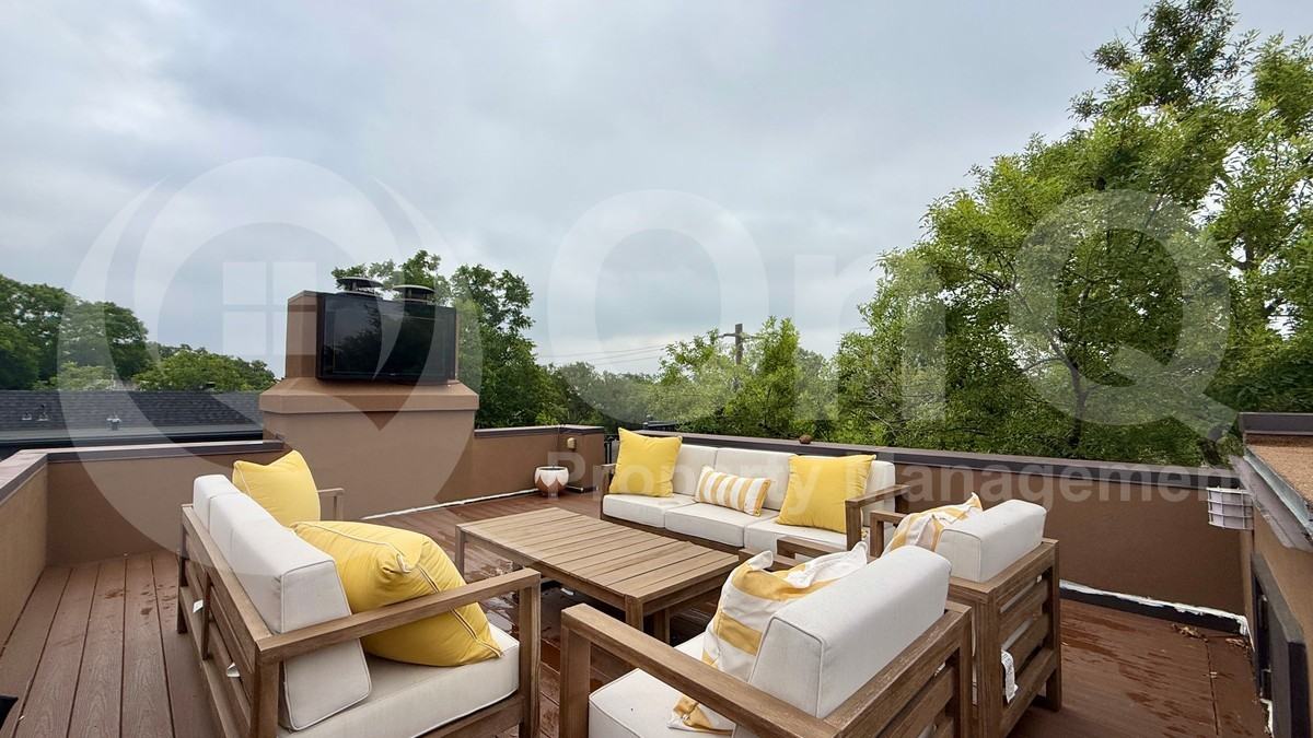 2502 Kinney Rd #A - Photo 3 of 31