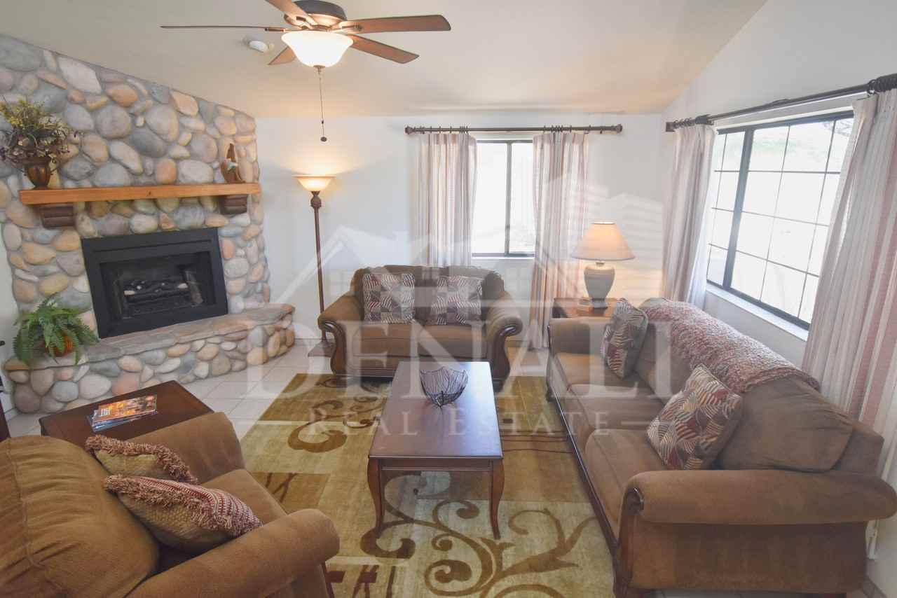 3040 S Donald Ave - Photo 5 of 13