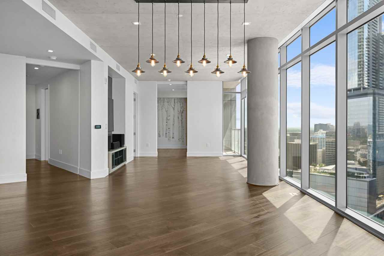 501 West Ave #3201 - Photo 5 of 35