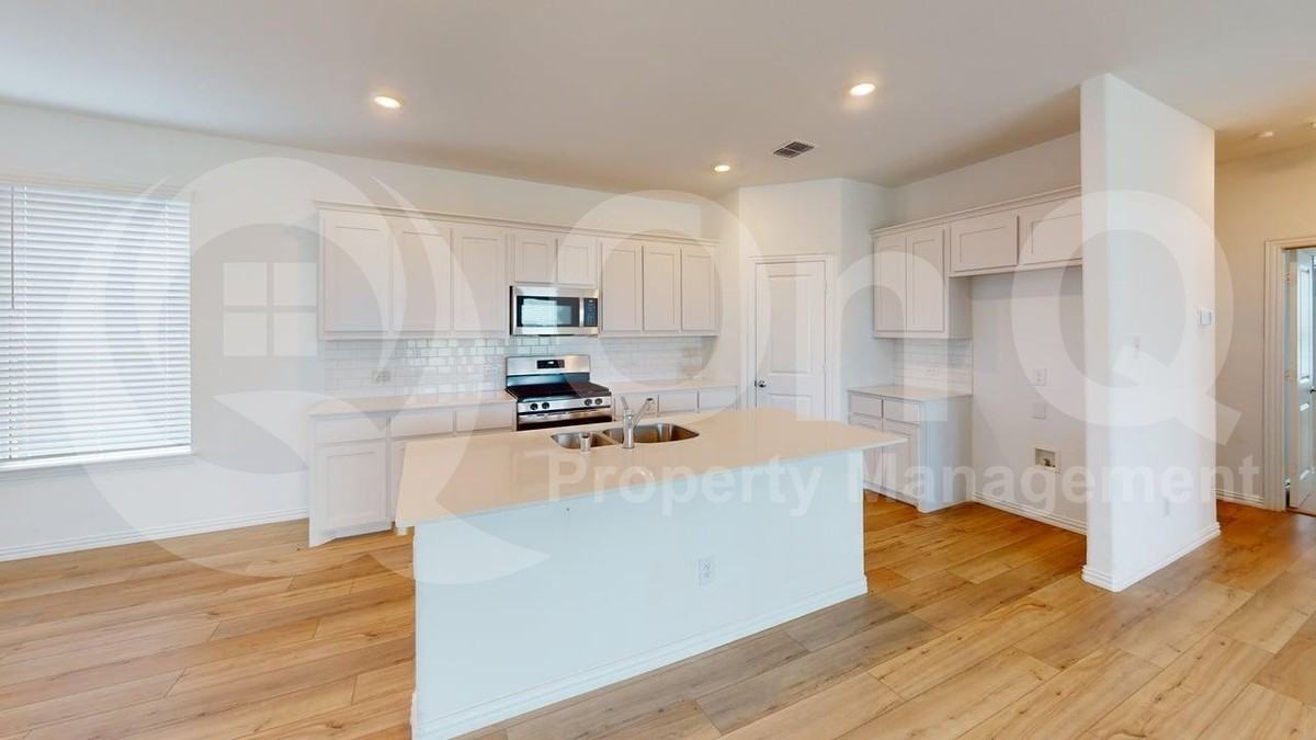 3750 Honey Daisy Dr - Photo 4 of 24