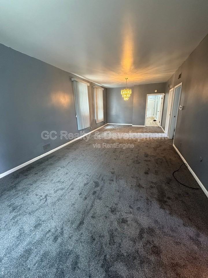 2304 N Monitor Ave #3 - Photo 3 of 10