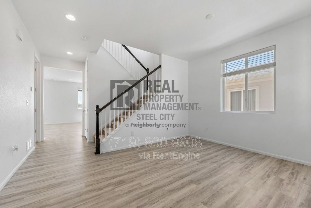 1824 Manassa St - Photo 5 of 33
