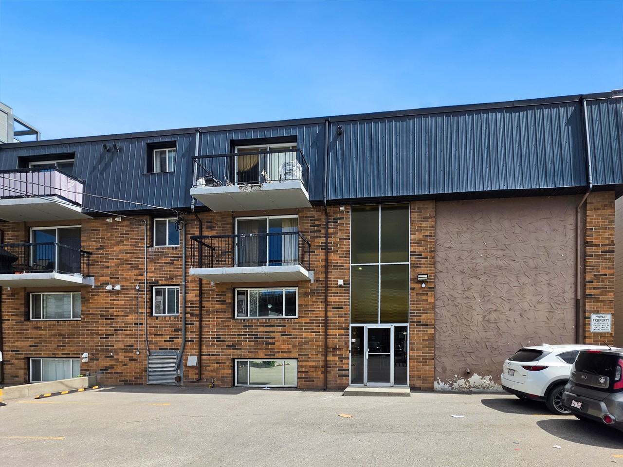 315 9A Street NW - Photo 2 of 18