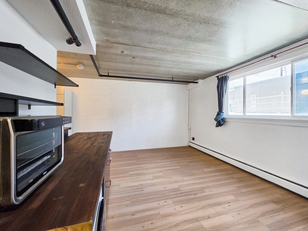 315 9A Street NW - Photo 3 of 18
