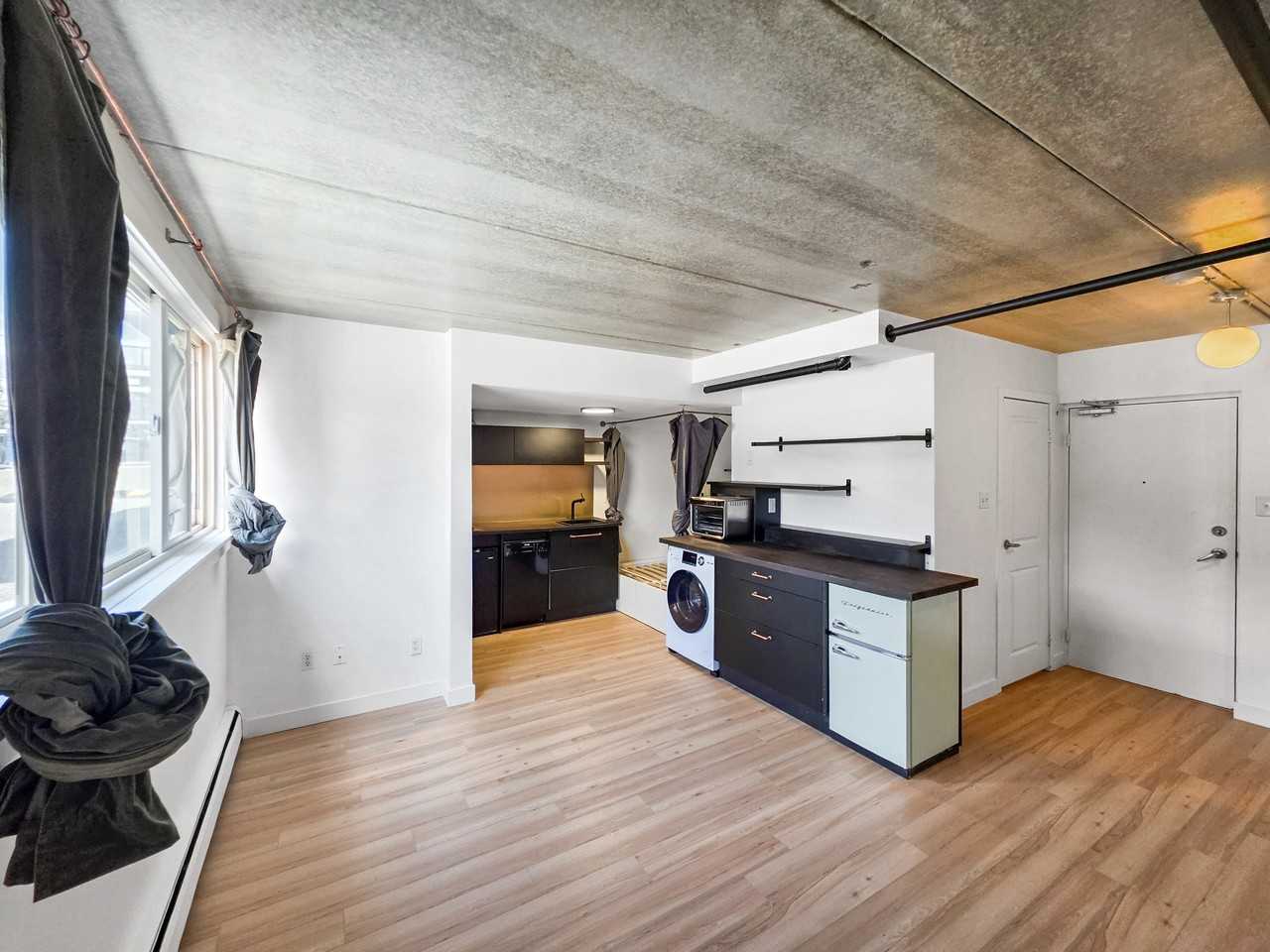 315 9A Street NW - Photo 7 of 18