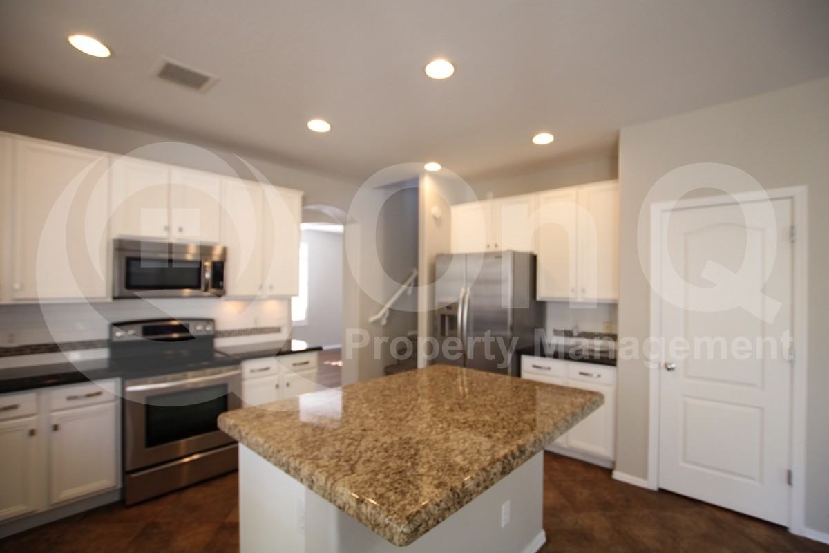 27807 N 59th Dr - Photo 3 of 23