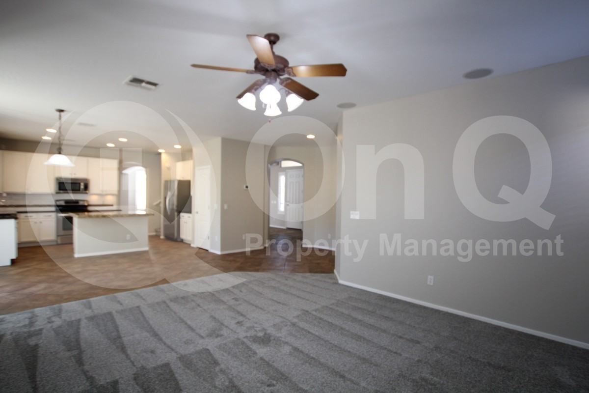 27807 N 59th Dr - Photo 4 of 23