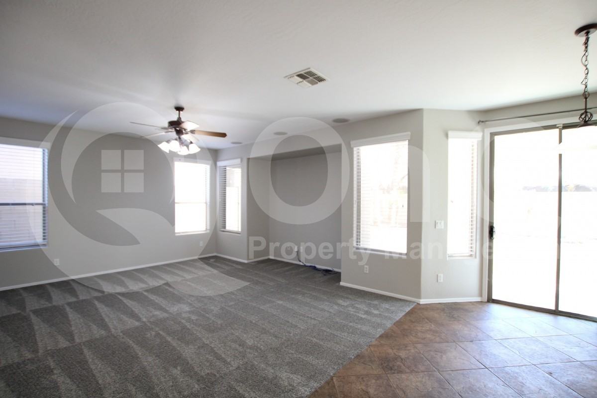 27807 N 59th Dr - Photo 5 of 23