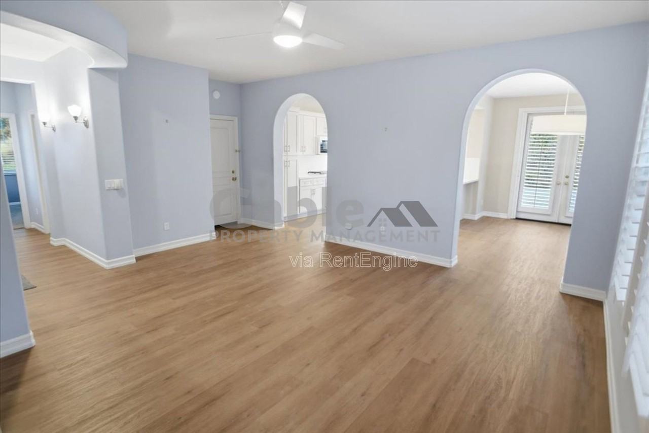 26925 Carmelita Dr - Photo 4 of 26