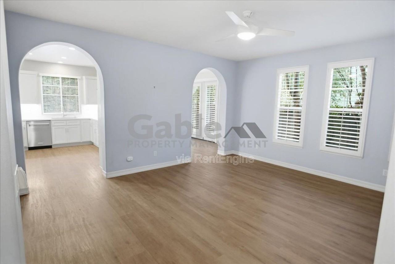 26925 Carmelita Dr - Photo 5 of 26