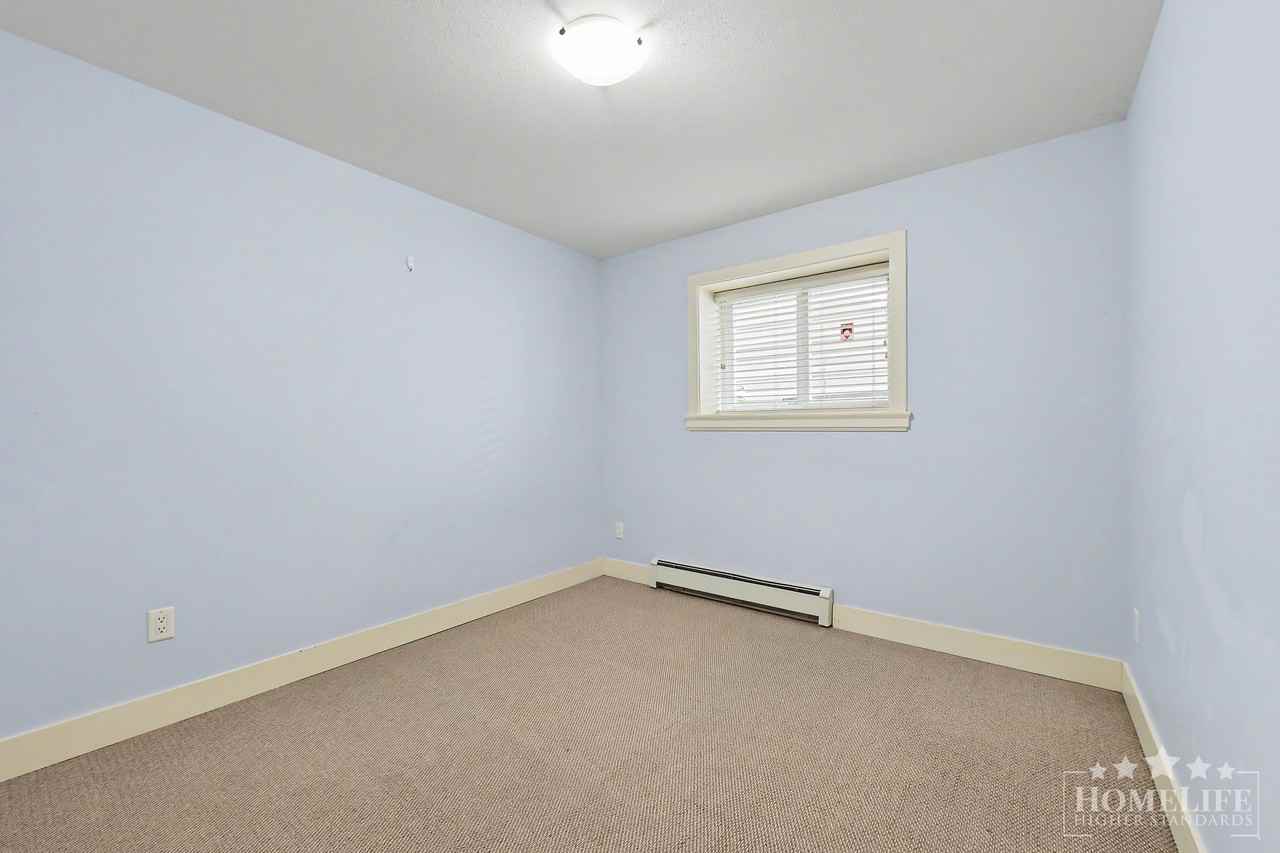 6125 148 St - Photo 7 of 10