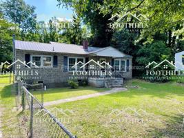 featured image of 1009 S Manning St