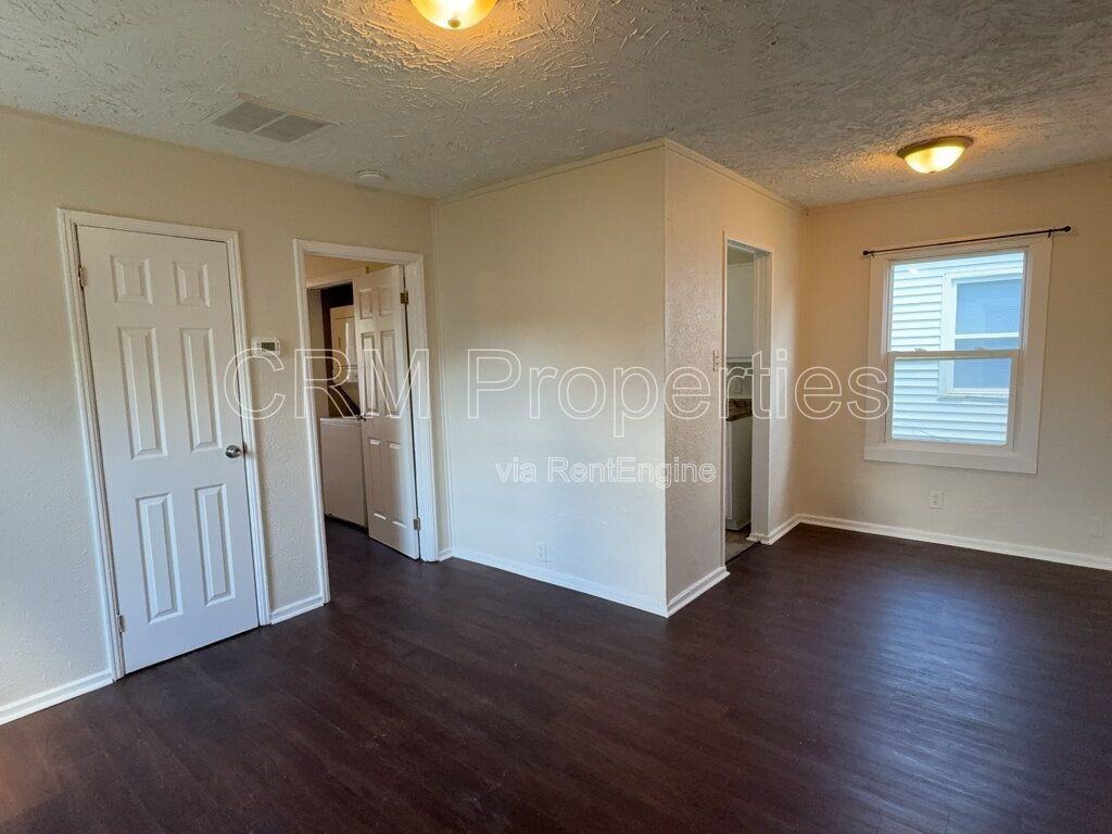4537 Fletcher Ave - Photo 2 of 15
