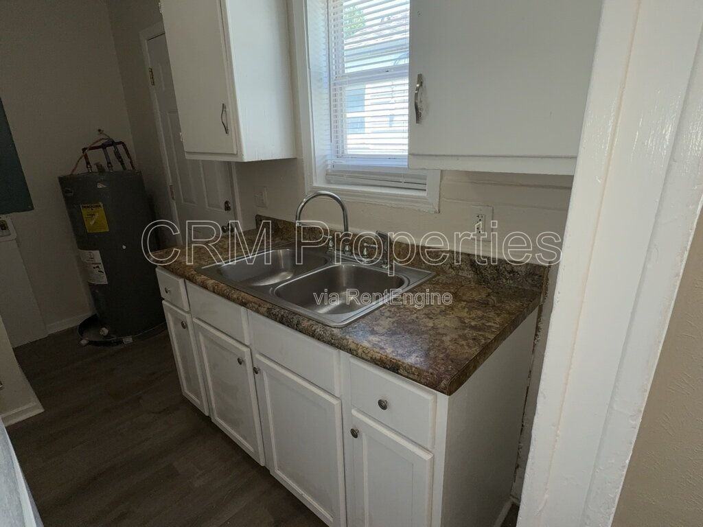 4537 Fletcher Ave - Photo 7 of 15