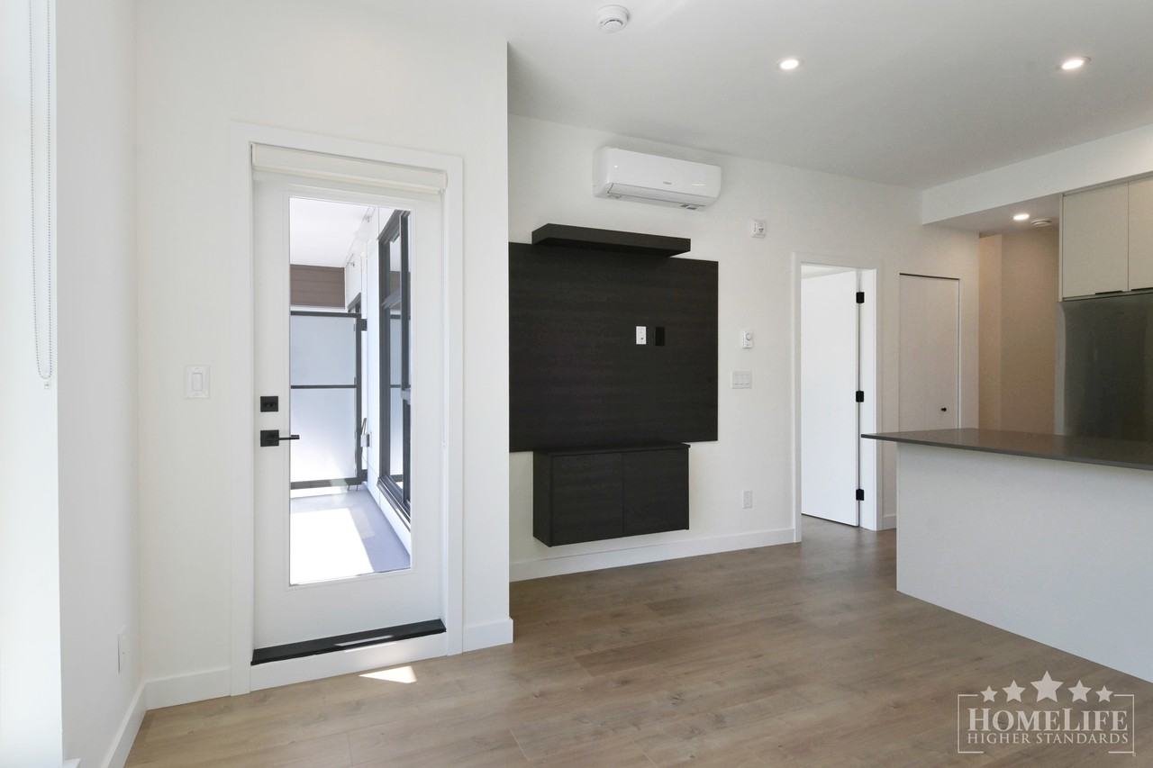 14398 60 Ave - Photo 4 of 30