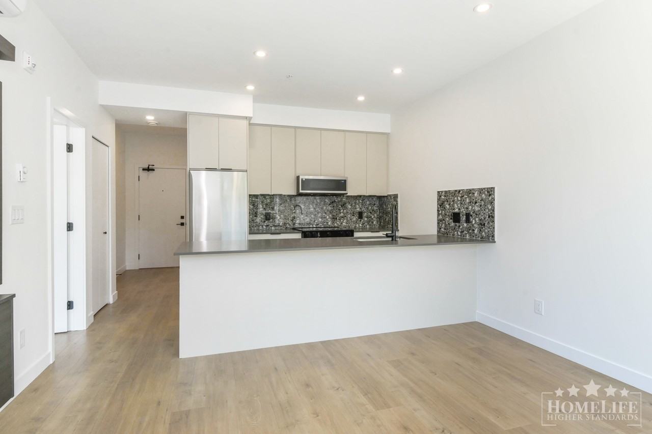 14398 60 Ave - Photo 5 of 30