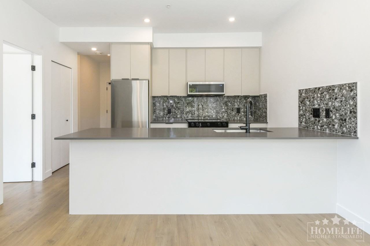 14398 60 Ave - Photo 6 of 30