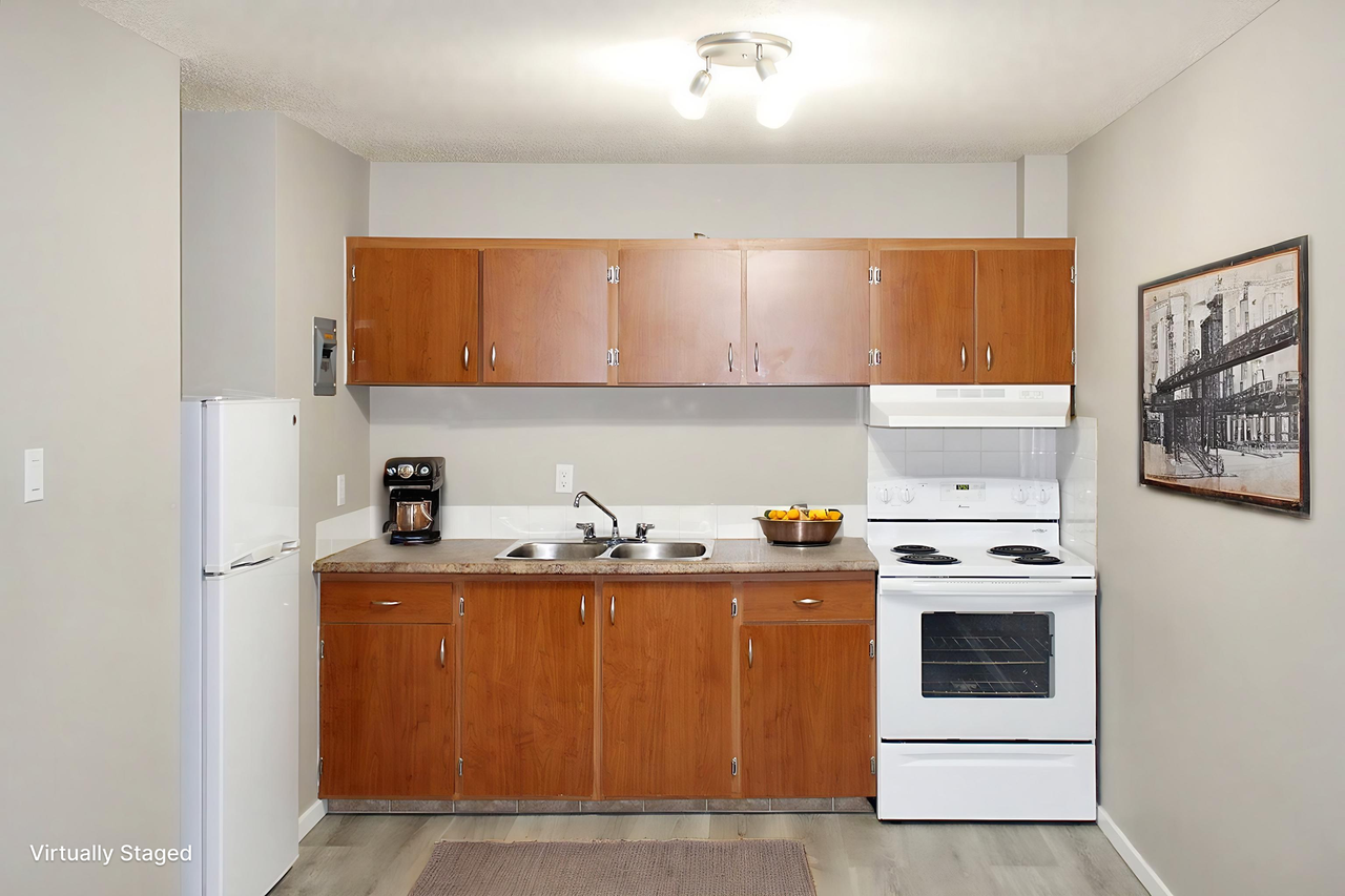 Sophie Place - Photo 5 of 12