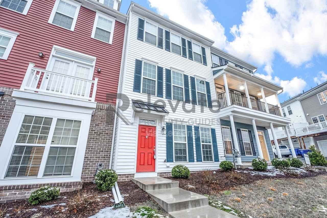 6851 Dunton Rd - Photo 5 of 33