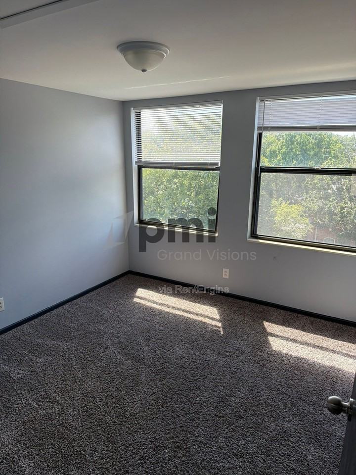 2008 Vawter St #309 - Photo 5 of 10