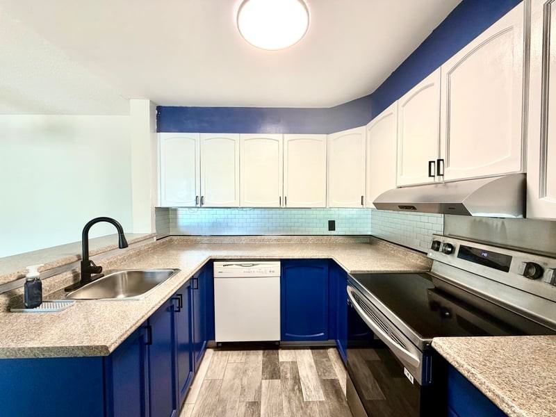 505 Canteval Terrace Unit 201 - Photo 4 of 14