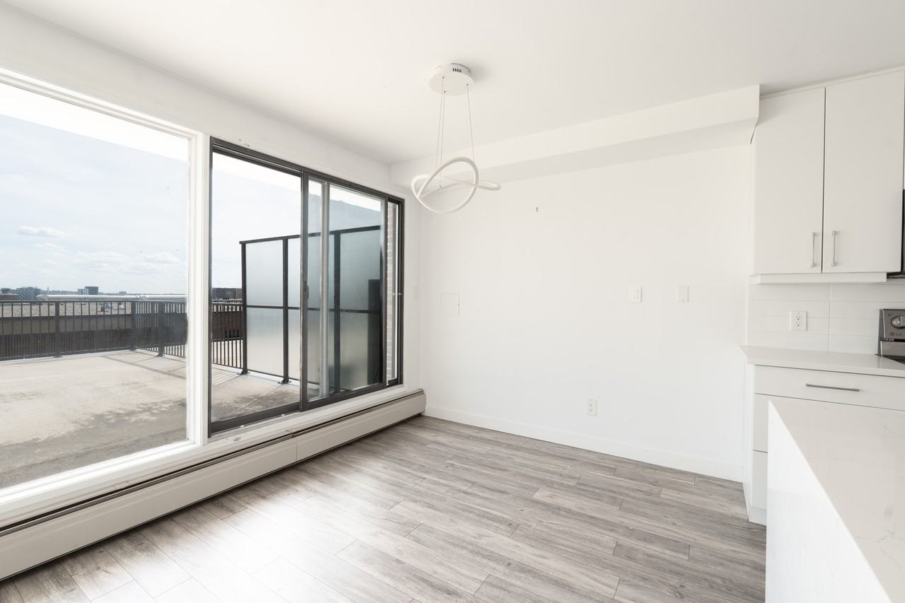300 Meredith Rd Ne - Photo 5 of 16